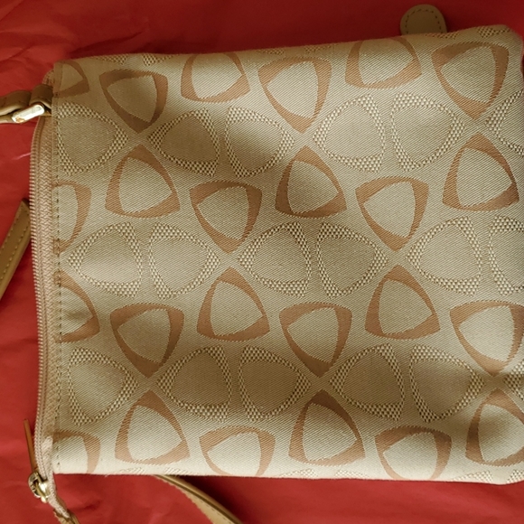 Liz Claiborne  Canvas Crossbody Bag - Picture 6 of 8
